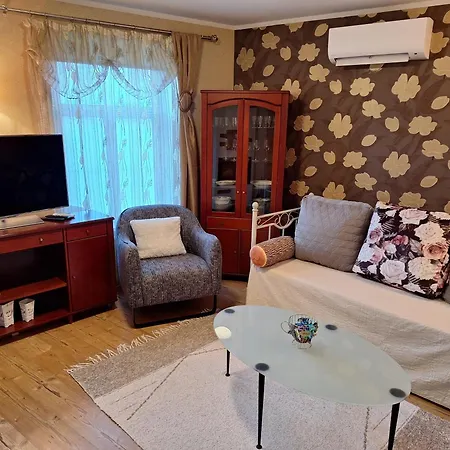 Apartment Idyllic In Supilinn With A Balcony, Private Parking And Contact-free Entrance *