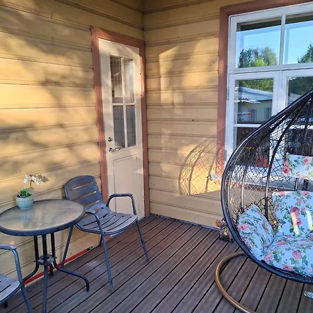 Idyllic In Supilinn With A Balcony, Private Parking And Contact-free Entrance Apartamento Tartu