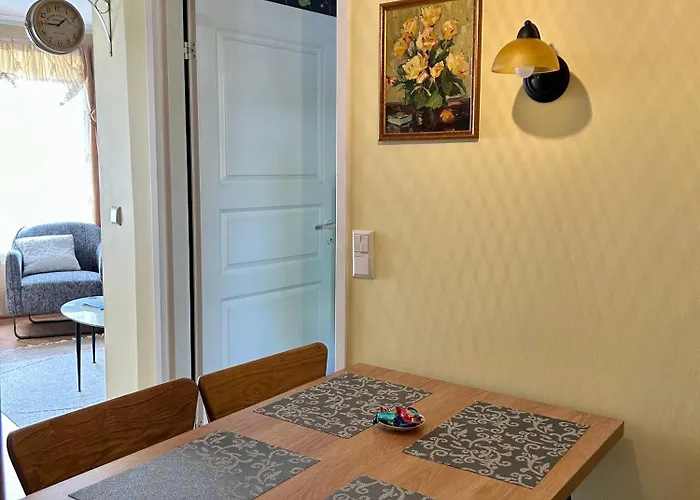 Idyllic In Supilinn With A Balcony, Private Parking And Contact-free Entrance Тарту