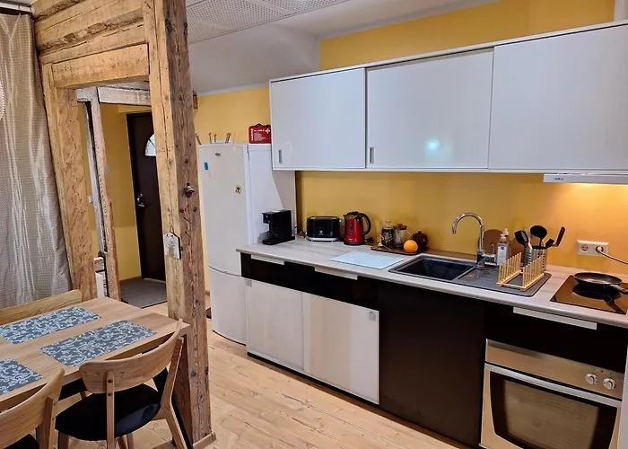 Idyllic In Supilinn With A Balcony, Private Parking And Contact-free Entrance Тарту